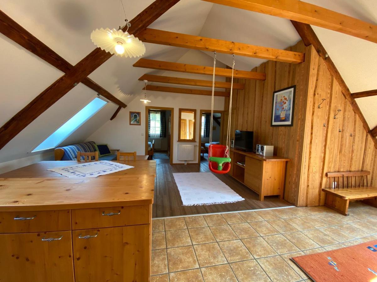 Kuerbishof Gartner Villa Fehring Exteriör bild